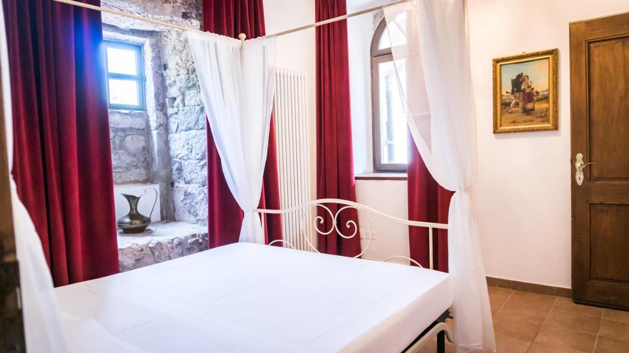 Castel Toblino Apartments Calavino Екстер'єр фото