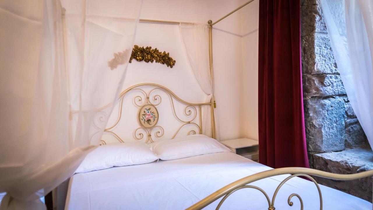 Castel Toblino Apartments Calavino Екстер'єр фото