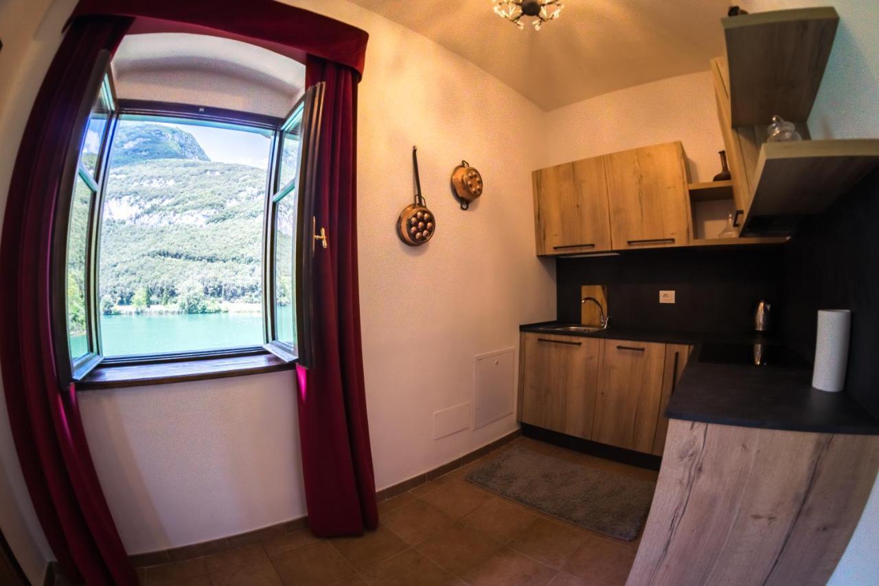 Castel Toblino Apartments Calavino Екстер'єр фото